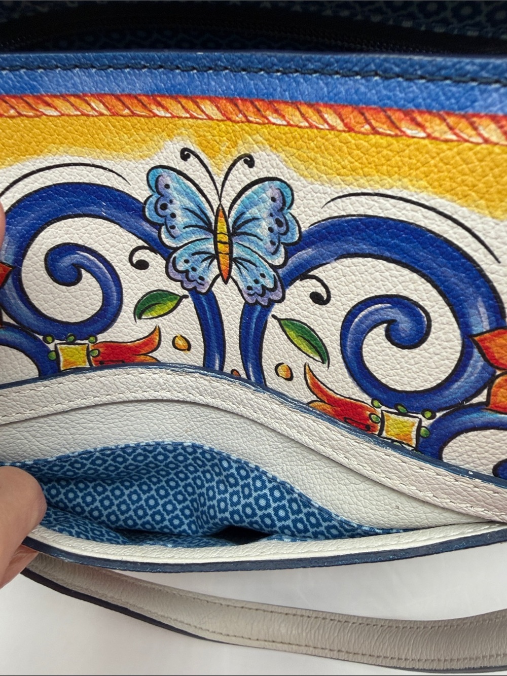 Retired Brighton La Farfalla Carina Tile Handbag - Picture 12 of 16
